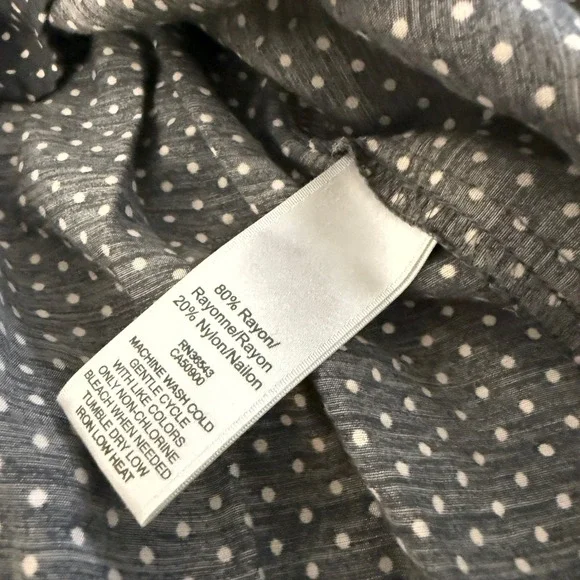 VAN HEUSEN Women Gray White‎ Polka Dot Roll Tab Sleeve Button Up Shirt XL - Picture 4 of 7